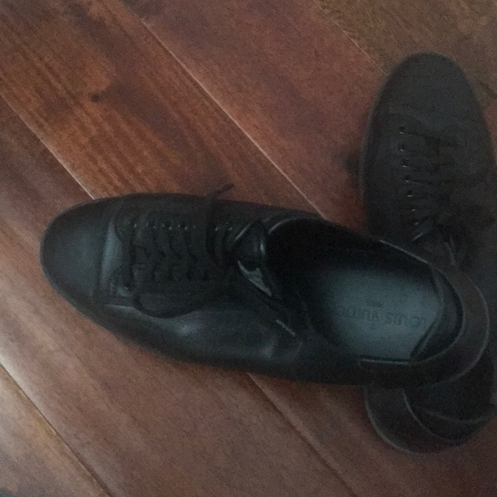 Shoes - Picture 3 of 5